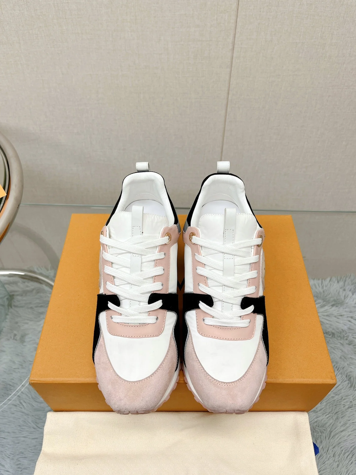Splicing Color‑Block Design Unisex Couple Board Shoes Fashion Low‑Top Casual Sneakers Breathable Mesh Upper Rubber Outsole Daily Outdoor Travel Footwear Wear‑Resistant Walking Shoes For Men And Women