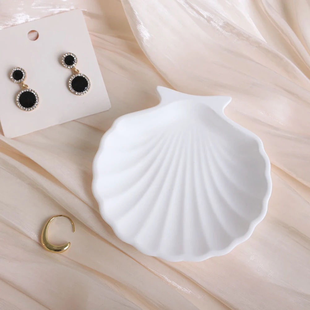 

White Shell-Shaped Jewelry Tray Small Trinket Rings Desk Accessories Aesthetic Candy Key Engagement Ring Dish Plaster
