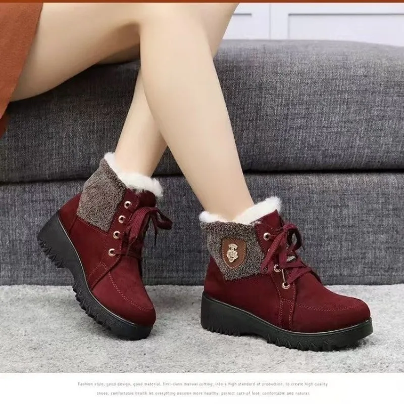 

Зимние теплые женские зимние ботинки, новинка 2025 года, универсальная бархатная утепленная теплая модная обувь с низким берцем, модная хлопковая обувь на высоком каблуке
