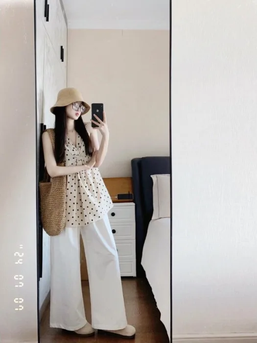 

Sweet Polka Dot Halter Top And High Waist Wide Leg Pants Two Piece Set for plus Size Women Summer Casual Outfit Ensemble
