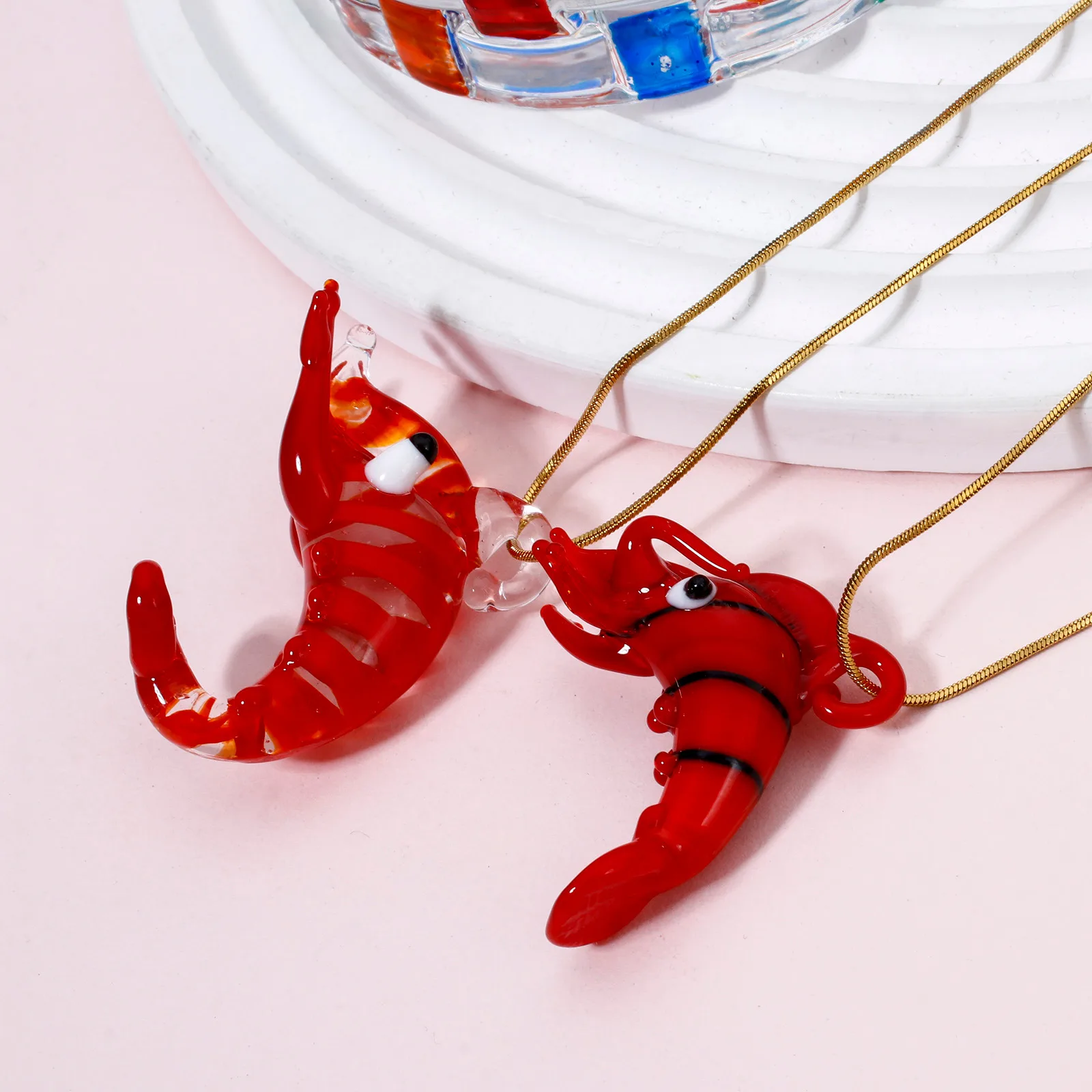 1PCs Cute Red Lobster Lampwork Glass Pendant Charms DIY Making Necklace Jewelry Tiny Statue Ornaments Aquarium Decor Akcesoria