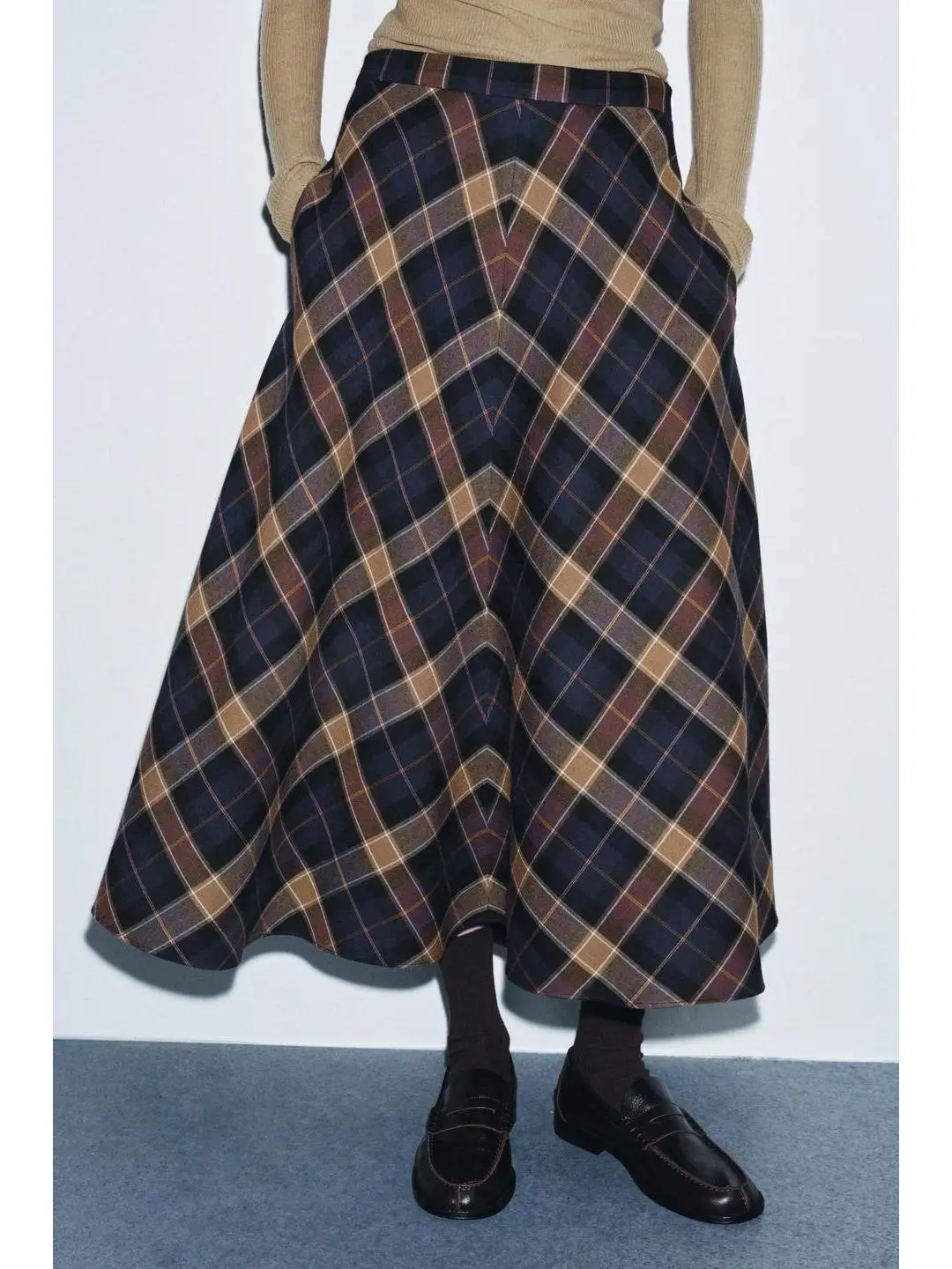 

Повседневное модное шерстяное пальто трапециевидной формы в клетку, юбка со средней талией, осень-зима, Новое поступление, женская юбка премиум-класса Quali f