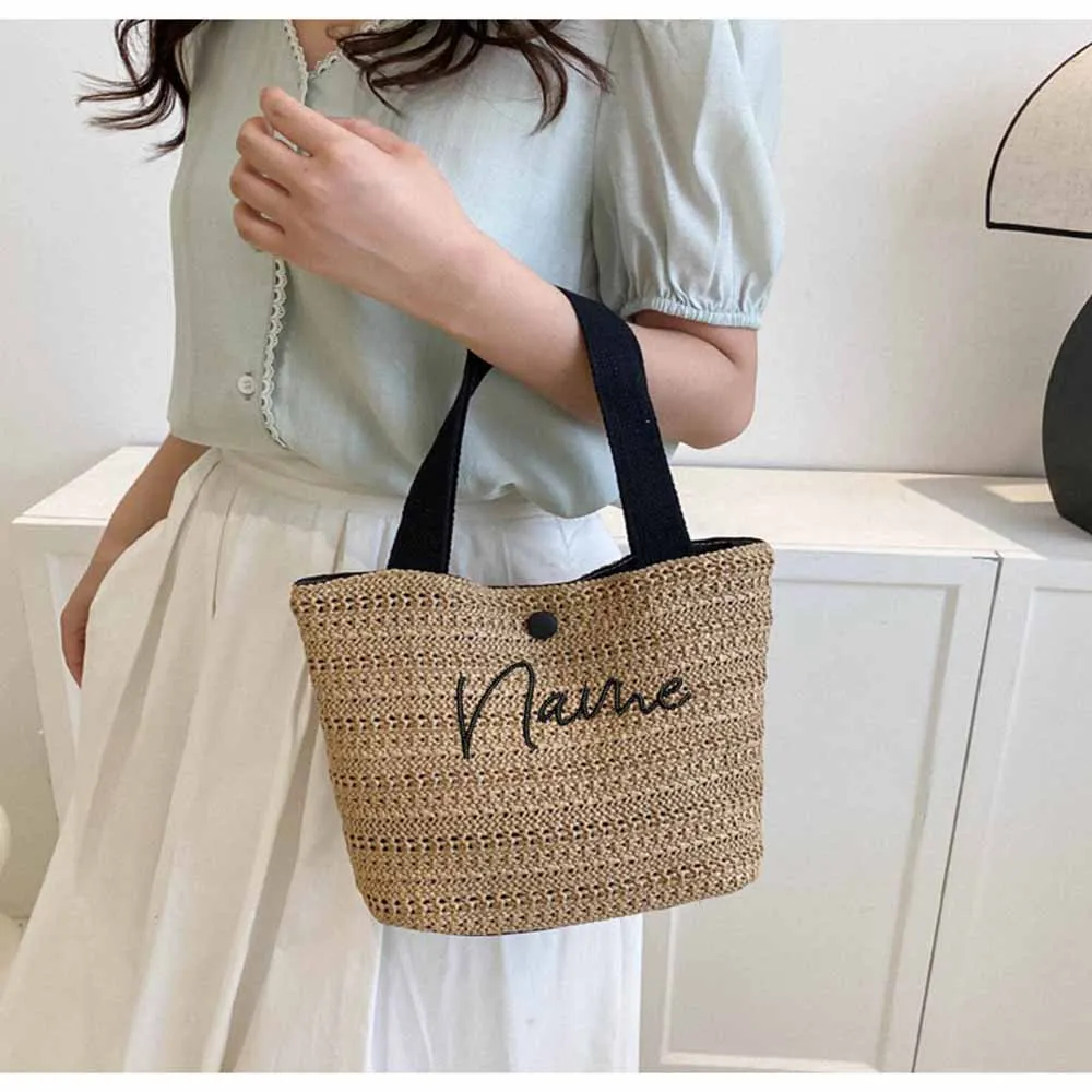 

Personalized Name Woven Bag Retro Casual Palm Grass Woven Bag, Embroidered Summer Beach Vacation Bag Women's Handmade Gift Bag