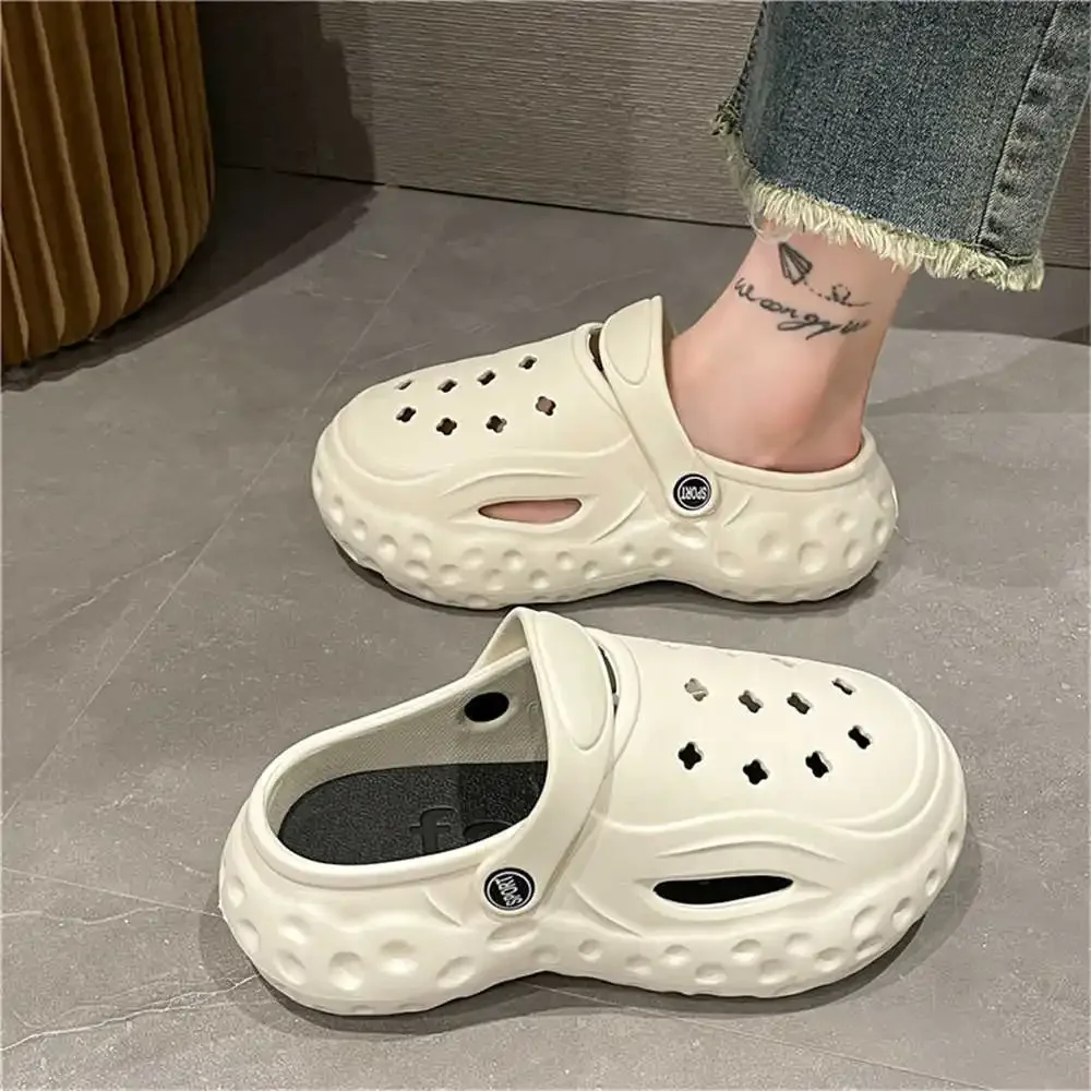 Size 44 Flatform Woman Designer Trainer Sport Slipper Shoes Sandals Size 32 Sneakers Special Offers Hyperbeast Cosplay