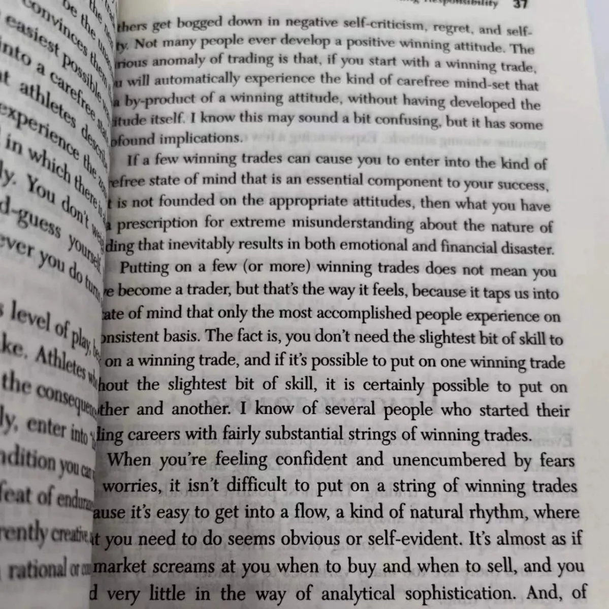 Trading in The Zone By Mark Douglas Master The Market with Confidence, Discipline, and A Winning Attitude Paperback English Book