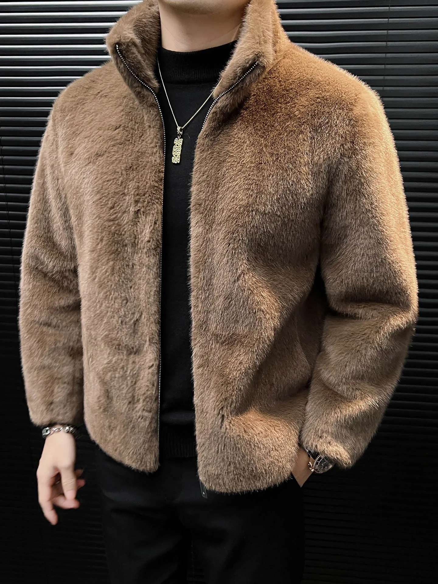 

Men's Thiened Warmth Winter Jaet Faux Mink Fur Inteated Leather And Fur Stand Fit Faion Urban Sle Casual Windbre...