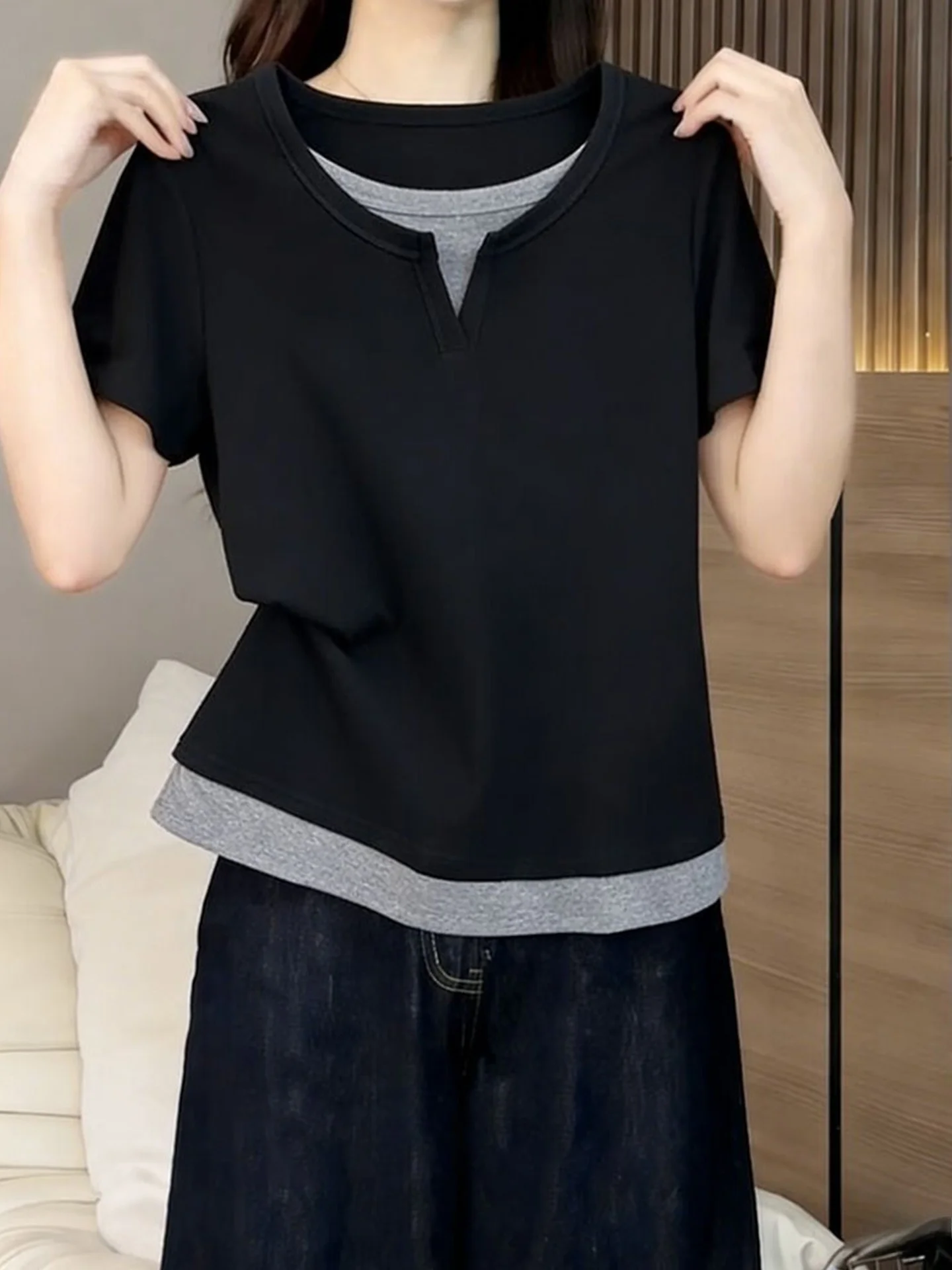 

Korean Style Short Sleeve T-Shirt Women's Design Sense Color Block Collar over Spring Summer Fashionable Youthful Versatile Top