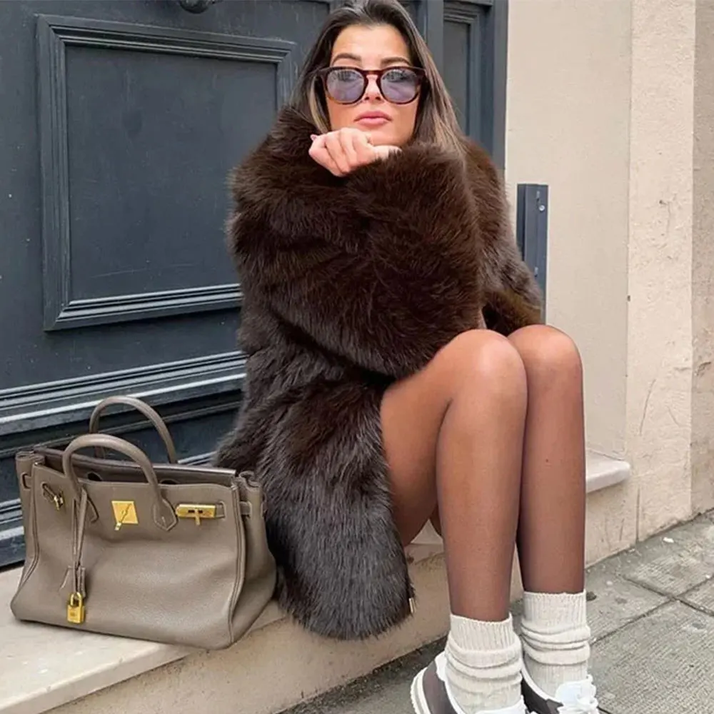 Long Fluffy Faux Fur Coat Women 2025 Winter Thicken Warm Lapel Fox Fur Collar Furry Jacket Large Size Overcoat