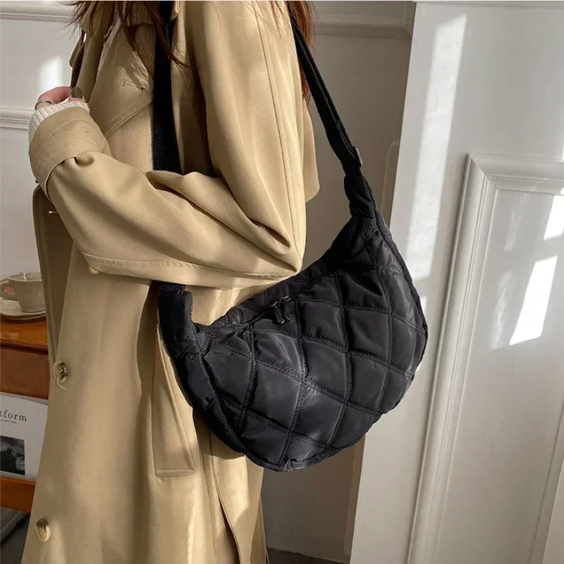 Embroidery Crossbody Bags for Women Large Capacity Handbags Shoulder Messenger Bag Female Popular Fashion Hobos Shopper Bag Sac image 4