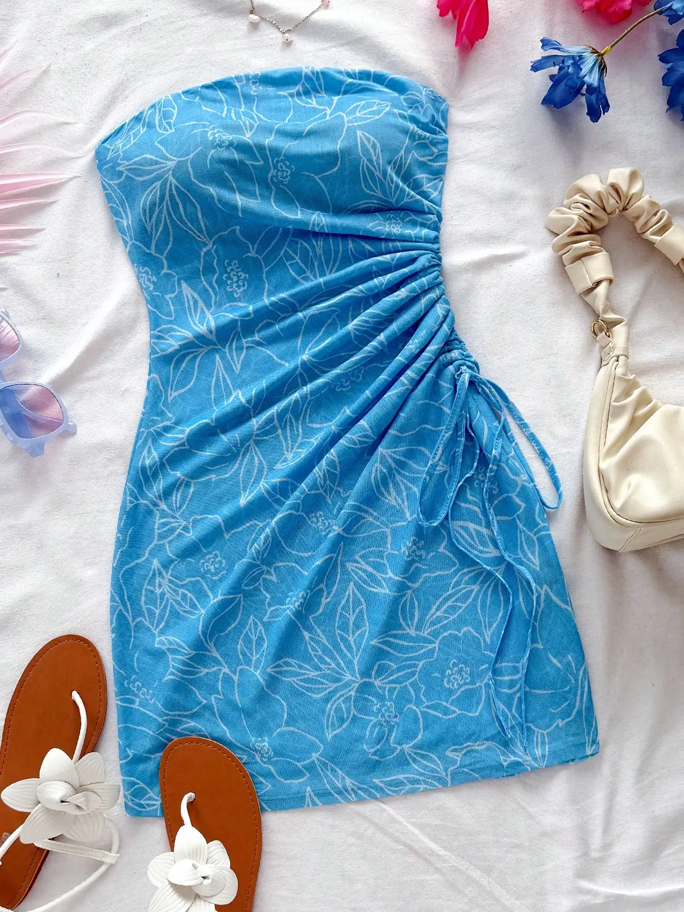 

Blue Floral Print Strapless Dress with Side Drawstring Waist
