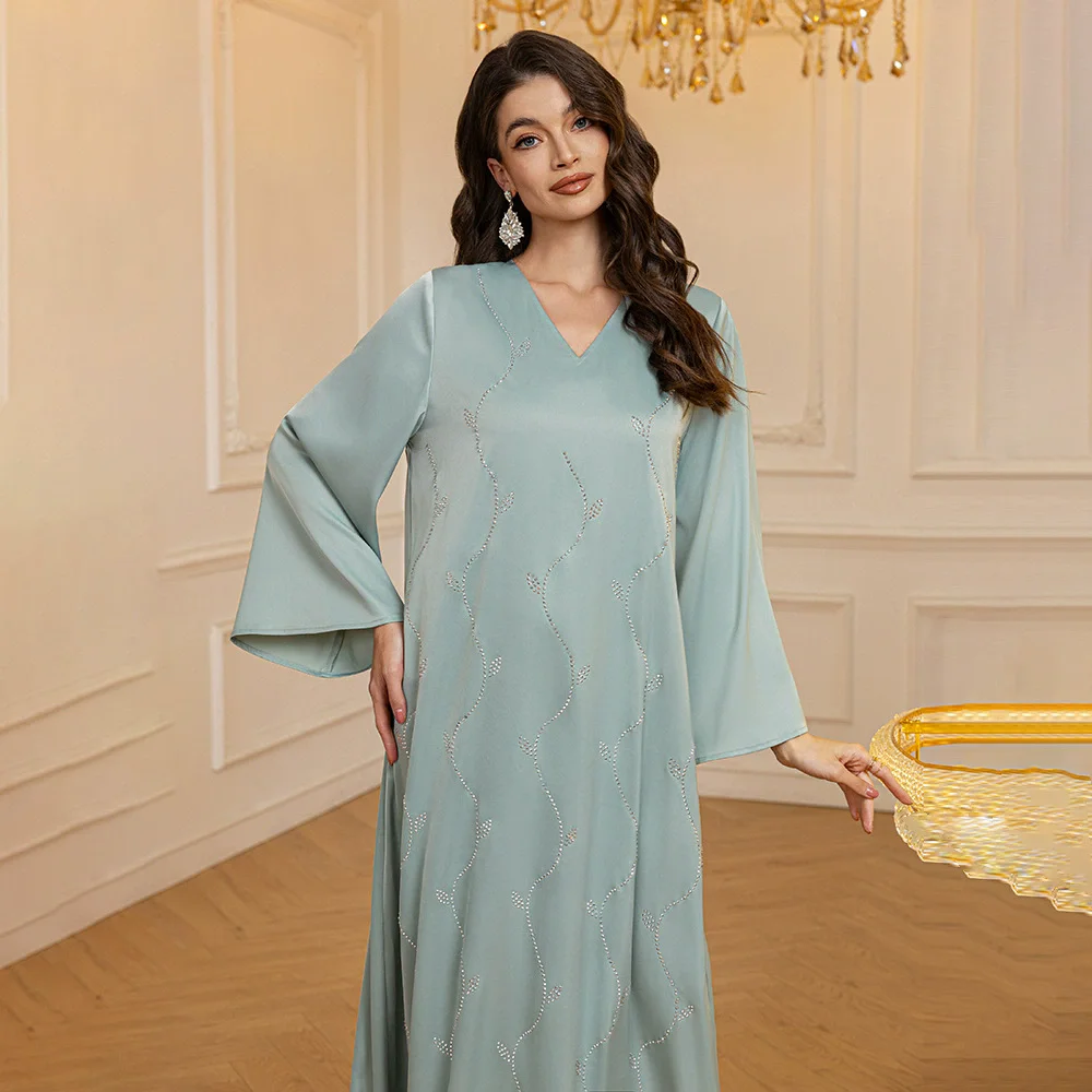 

Middle East Saudi Arabia Dubai Muslim Women's High end Texture Satin Hot Diamond Robe Elegant Banquet Islamic Ramadan Dress