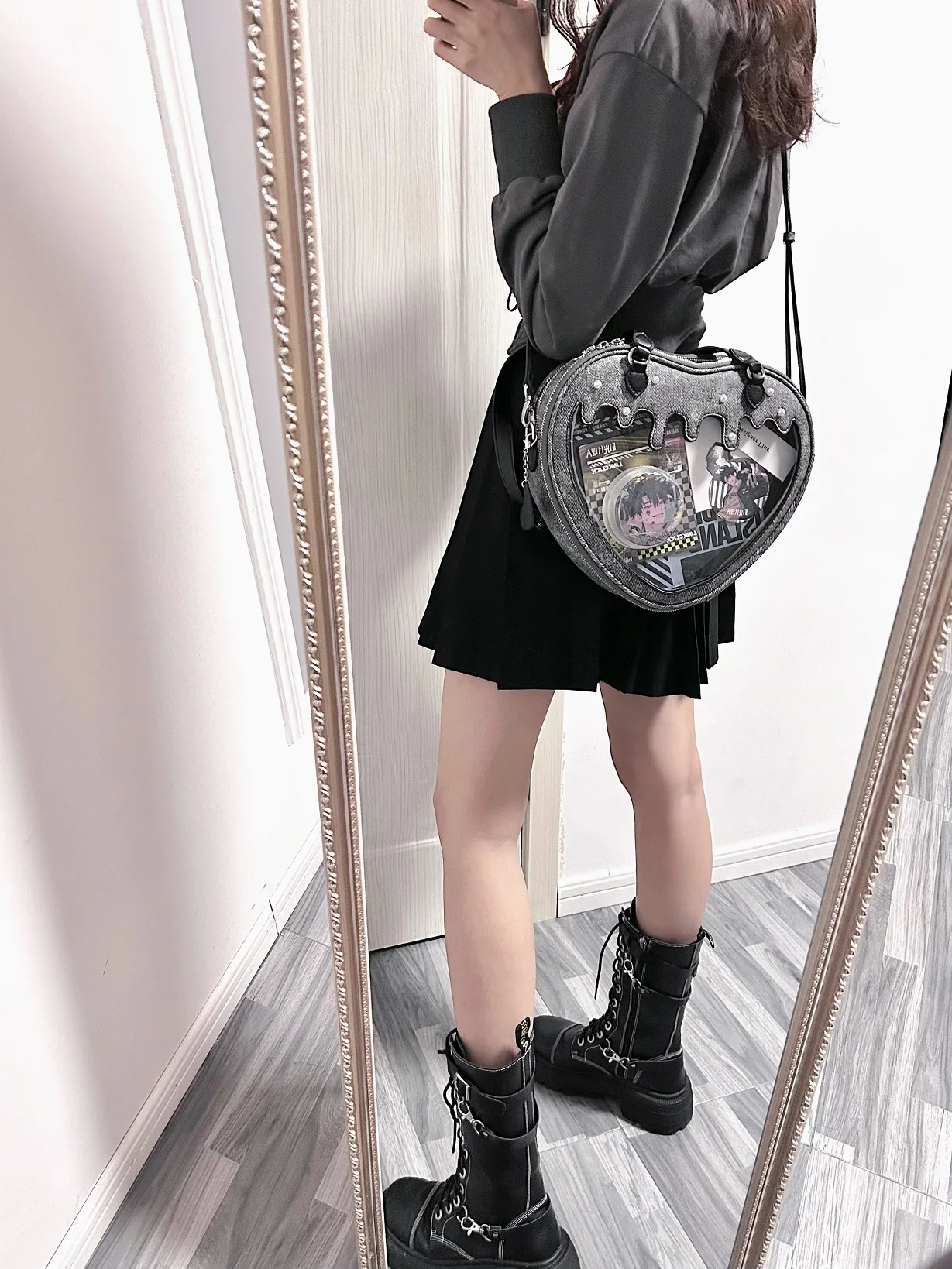 Borsa a tracolla dal design originale Heartache Berry Love Pain Ins giapponese morbida sorella Maca Beauty Girl Dragon