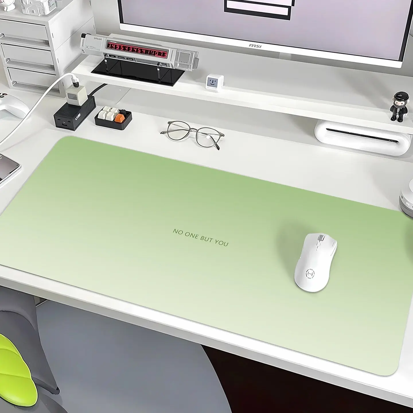 Leather Desk Pad Protector Gradient Green Mouse Pad Office Desk Mat Waterproof NonSlip Oilproof PU Desk Blotter Keyboard Pad