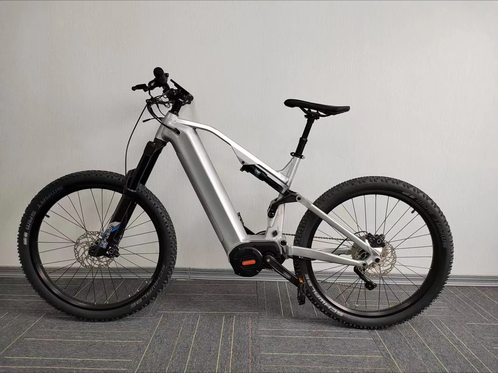 Full Suspension Aluminum Alloy EMTB Frame Bafang M620 M600 M560 M510 Mid Motor 48V 52V 25Ah Hidden Battery 27.5ER 29ER Frame view 4