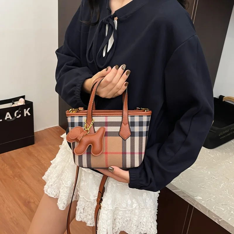 

Элегантная женская кожаная сумка через плечо, роскошная сумка-тоут, элитная сумка через плечо, винтажная дизайнерская сумка