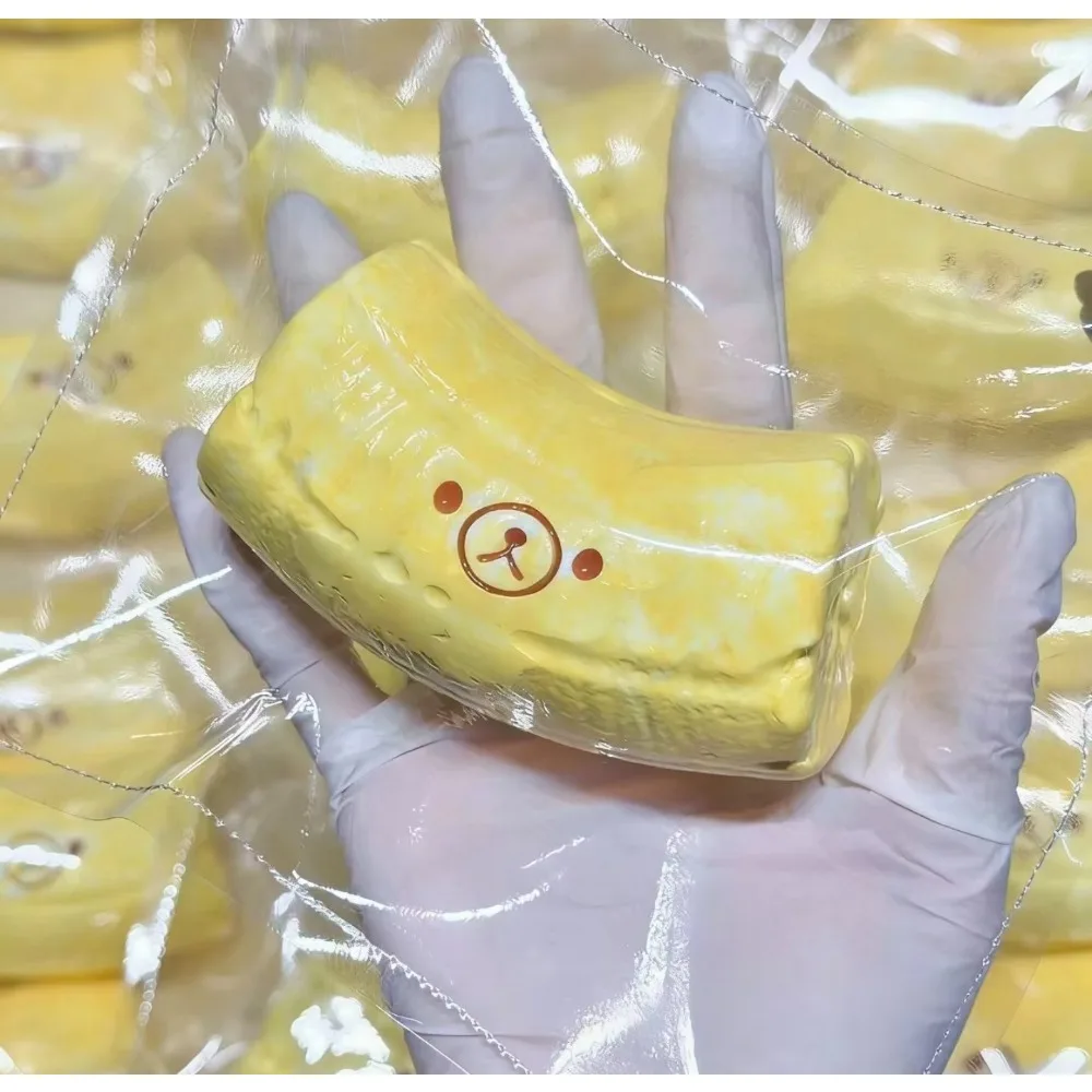 1Pc handmade Squishy with BUTTER texture - Banana bear shaped to relieve stress - Food grade silicone