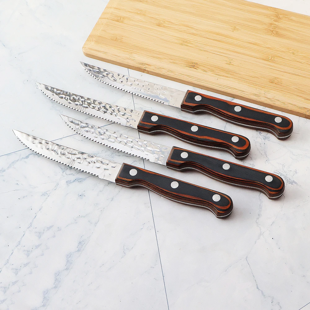 Jaswehome 2/4/6 pezzi coltello da bistecca in acciaio inossidabile coltelli da bistecca martellata forgia lama affilata Pakka manico in legno utensili da cucina