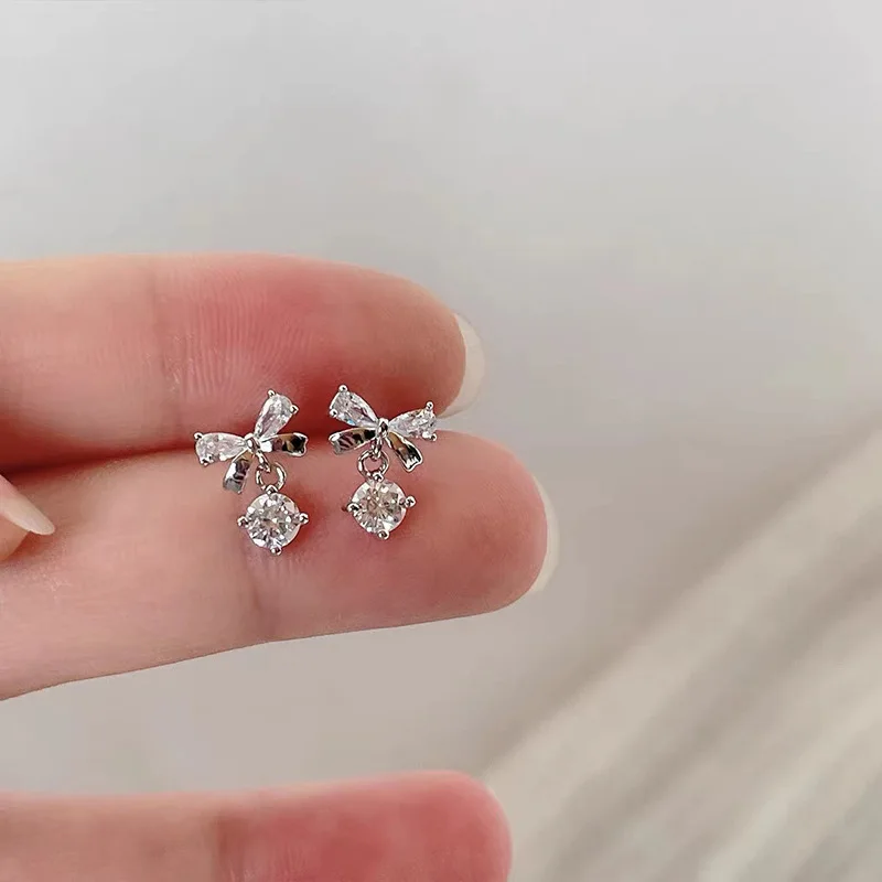 

Mini Bow Stud Earrings Luxury Elegant French Style Ear Piercing Friendly Fashion Temperament Jewelry for Ladies