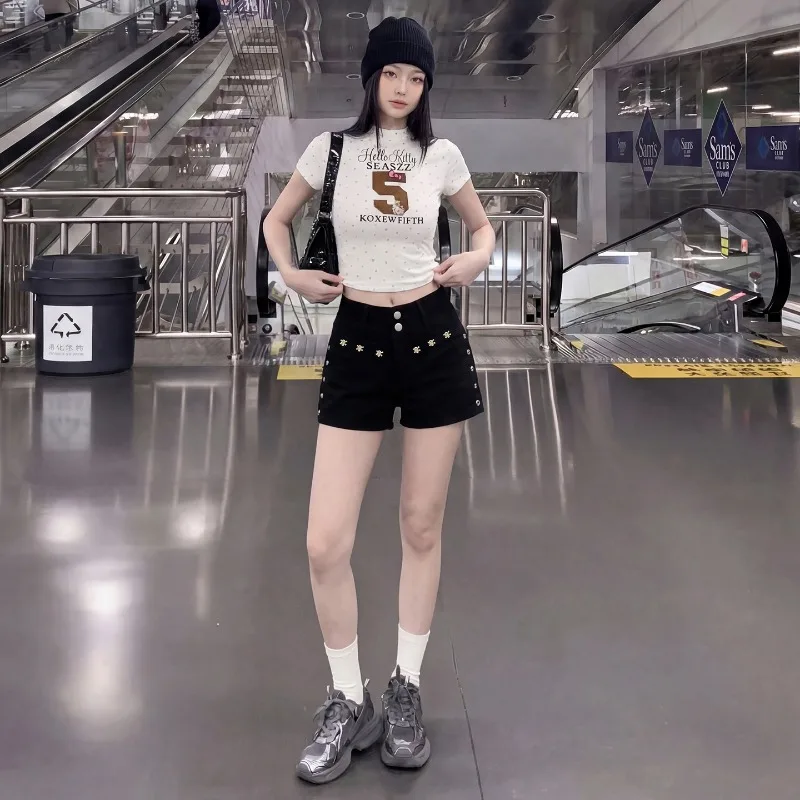 

Women's Black Gothic Denim Shorts Vintage Aesthetic Korean High Waist Jean Shorts Harajuku Y2k Cowboy Short Pants Clothes Summer