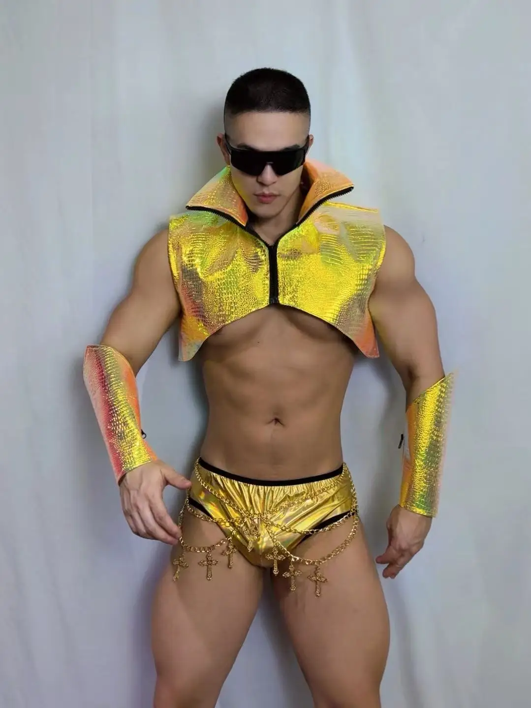 Sexy boate bar dj gogo dançarino palco traje armadura de ouro shorts correntes cintura rave outfit equipe festa mostrar desempenho roupas