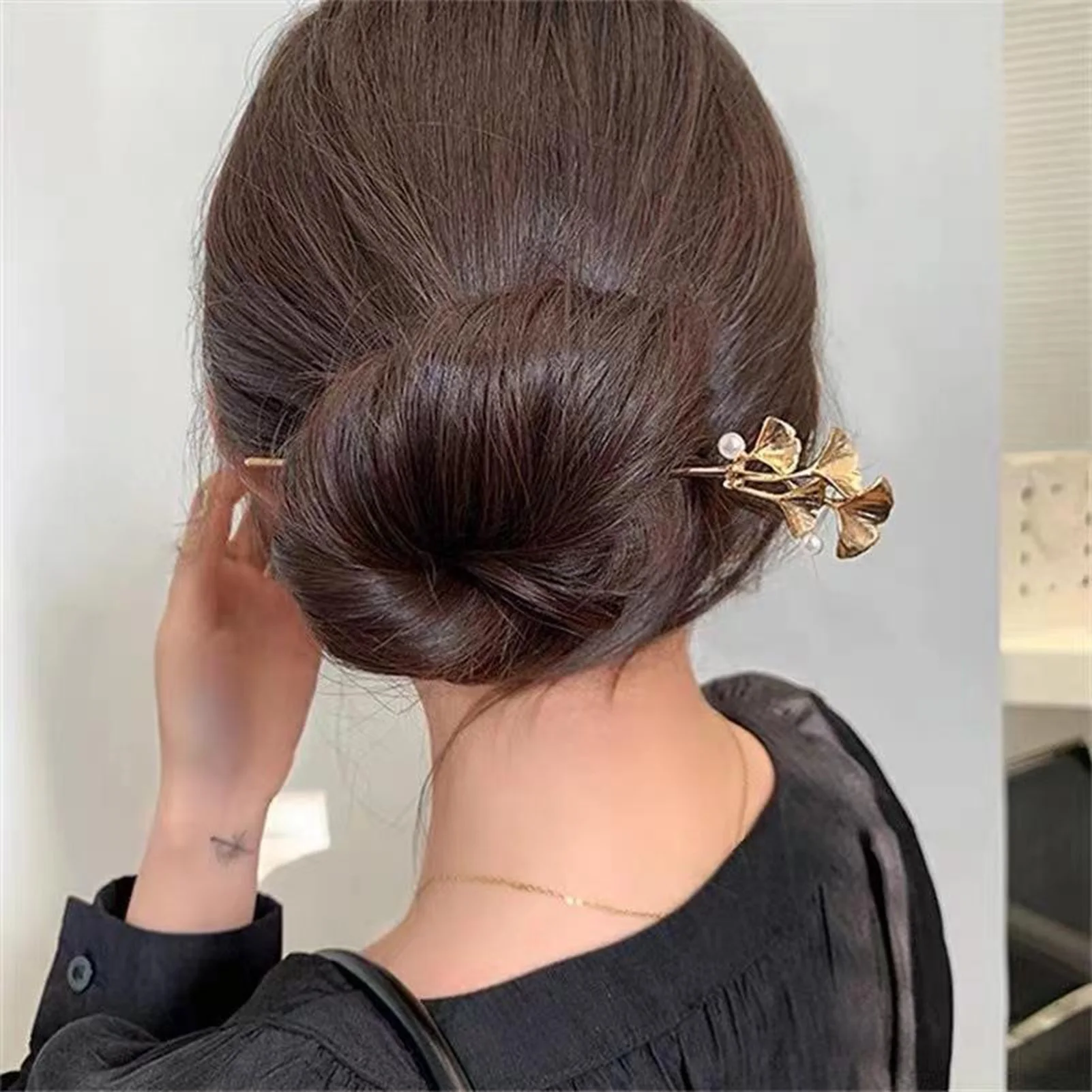 Ginkgo Leaf Hair Stick For Women Gold/silver Retro Pearl Hairpins Chinese Style Wedding Hair Accessoreis Simple Hair Clasp view 2