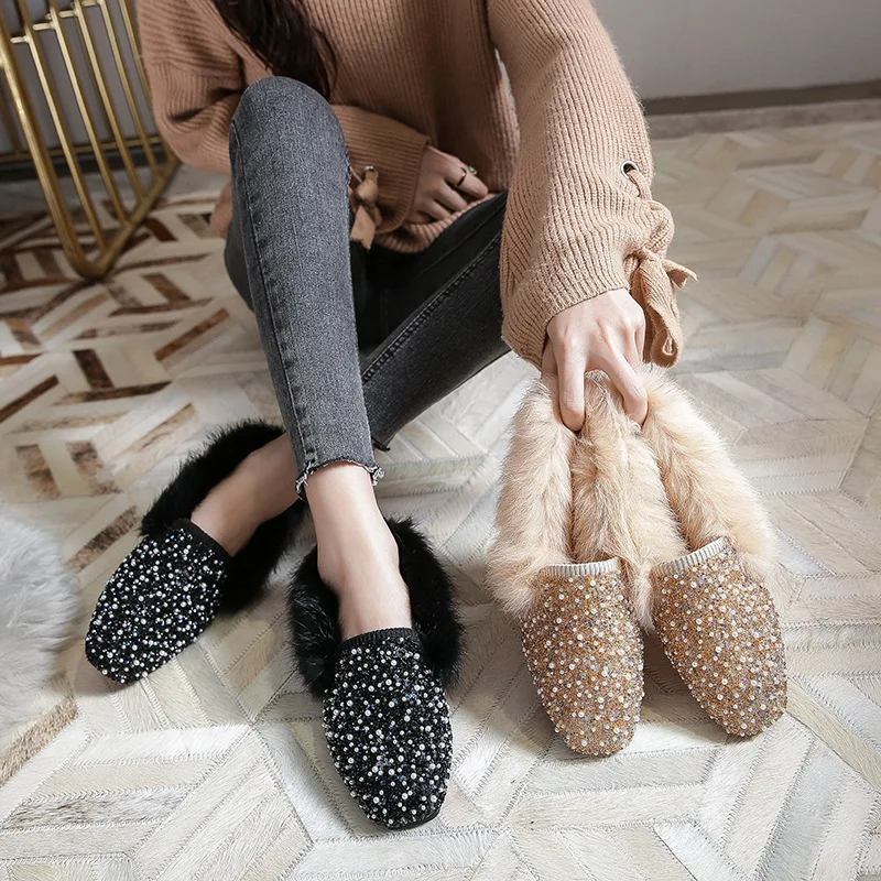 

Warm Women's Fur Square Head Flat Heels Soft Shoes Soled Beans Shoes With Pearl Beads Lady Single Shoes Muller Shoes QC1223-4