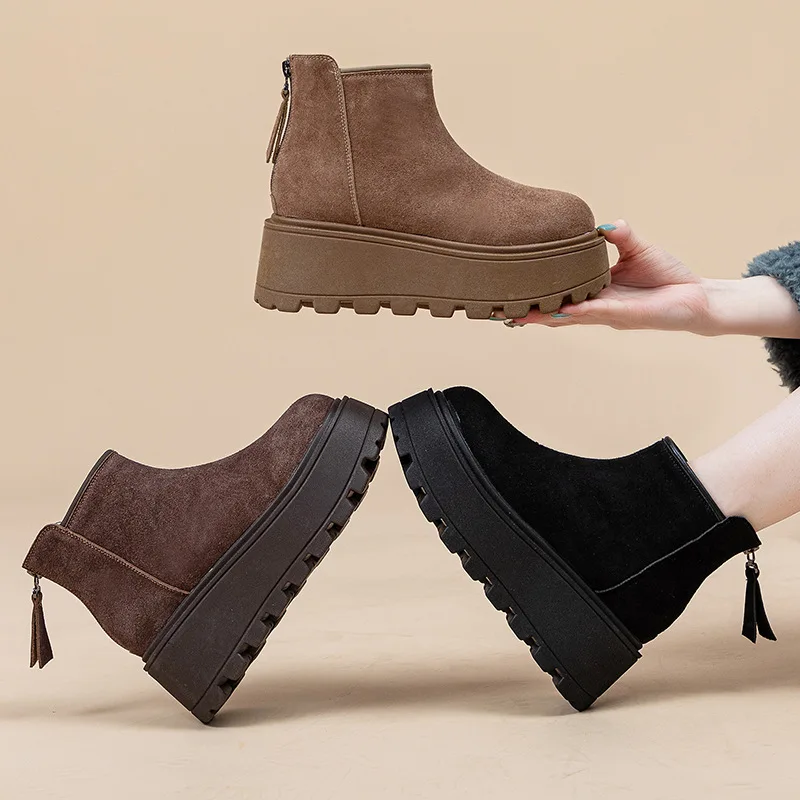 2024 new casual short boots with anti slip and increased height thick sole snow boots for women in autumn and winter