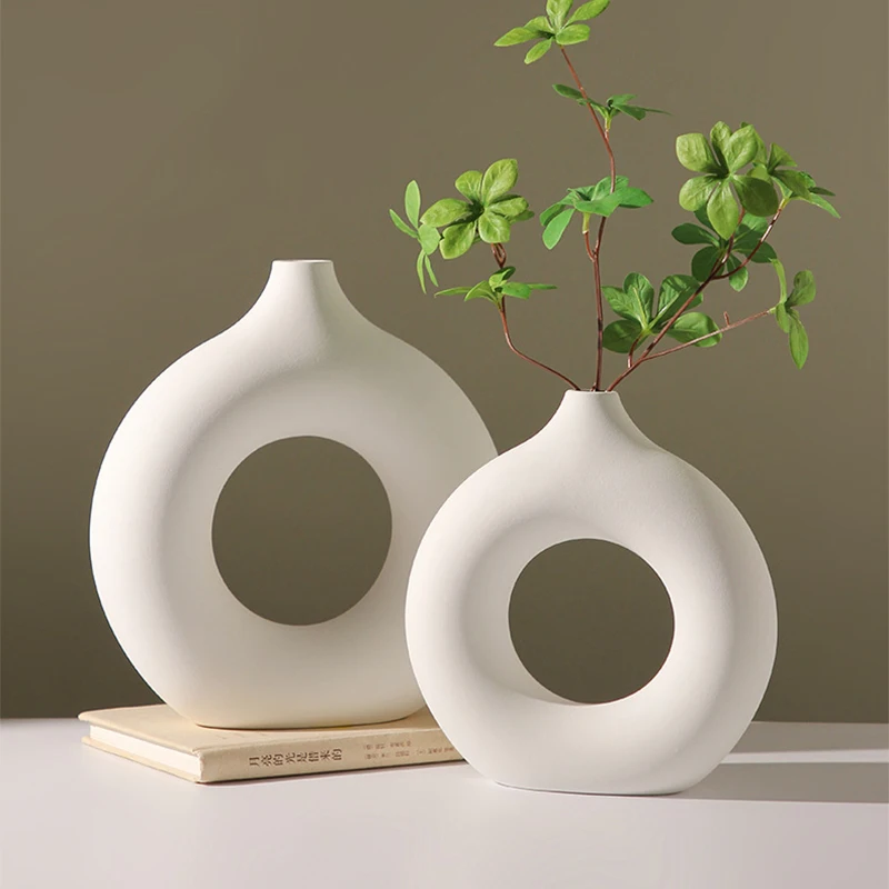 White Donut Vase Circular Hollow Imitation Ceramic Vase Nordic Decorative Vases Flower Pot Artistic Home Office Desktop Decor