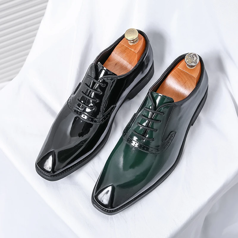 Luxury Mens Leather Shoes Patent Leather Men\'s Shoes Pointed Oxford Wedding Leather Dress Shoes Green Gentleman Office Man Shoes