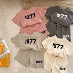 Ensemble chemise et short à manches courtes pour enfants, vêtements d'été pour filles, vêtements de détente pour bébé, tenues de lettres à la mode, 2 pièces