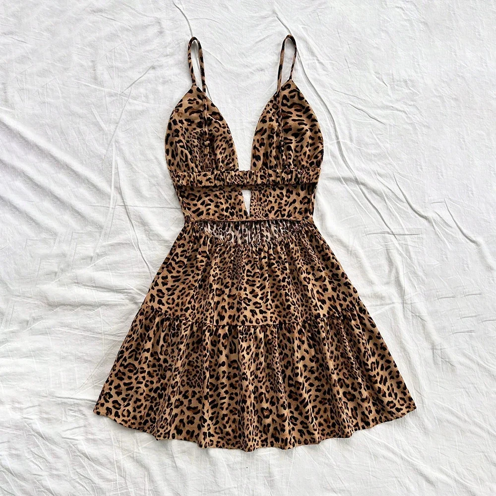 فساتين Mia Muse Boutique الصيفية ذات المقاسات النحيفة مقصوصة على شكل الفهد بدون أكمام ورقبة على شكل قلب فساتين كامي صغيرة للنساء