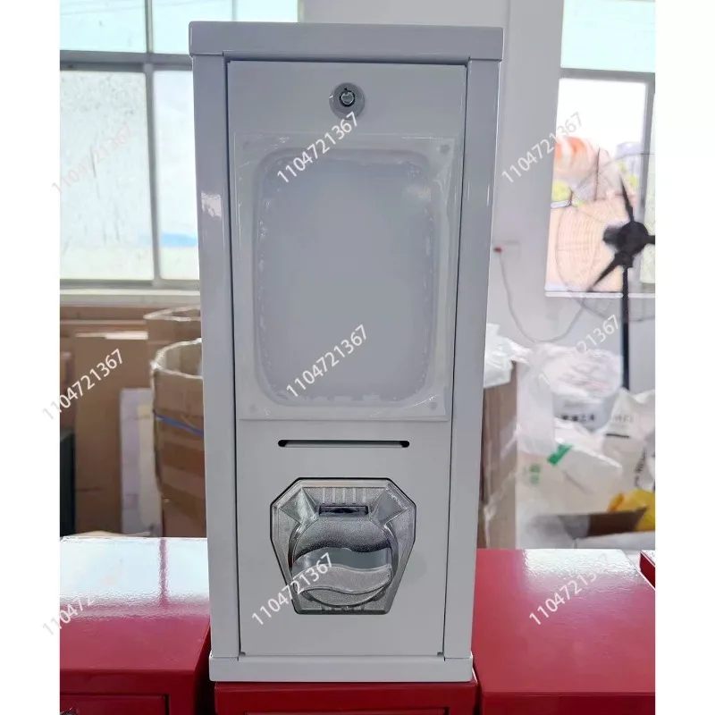 Outdoor arcade card twisting machine Coin operated card tattoo sticker vending machine arcade card twisting machine