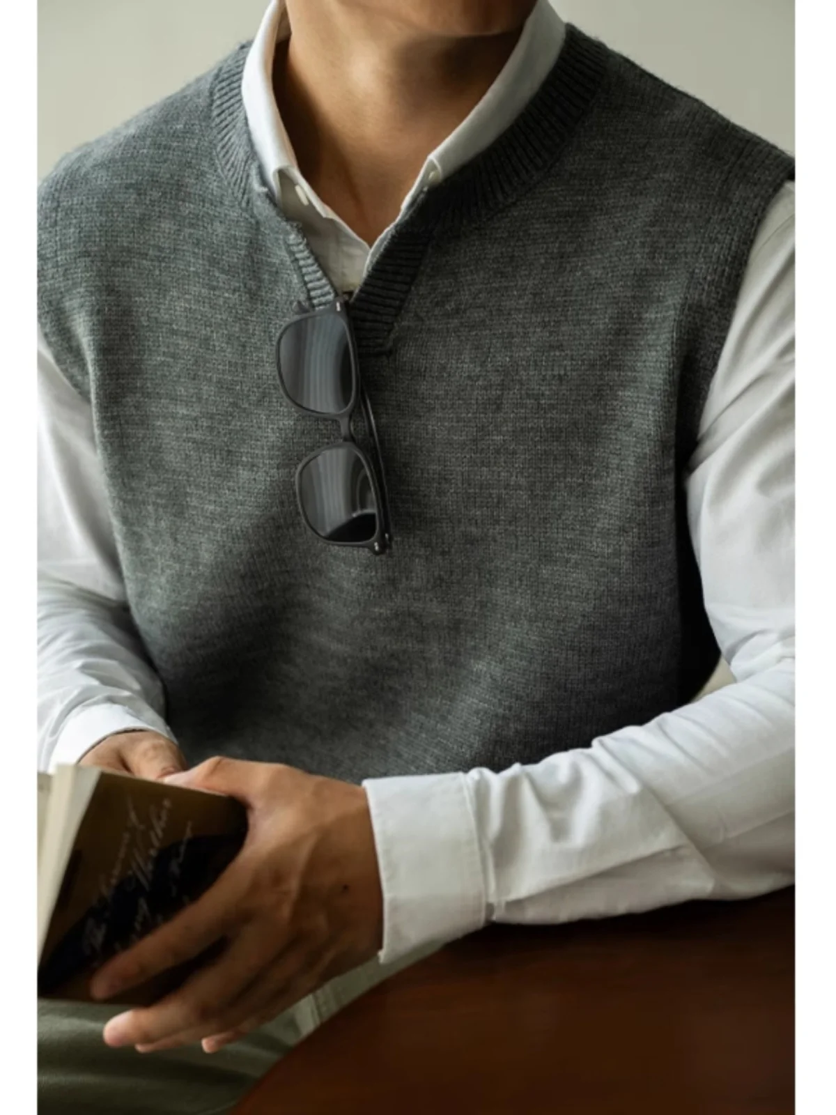 

Мужской свитер-жилет большого размера 300 Pou Busin, весенне-осенний, новый, с подплечниками, молодежный, вязаный топ