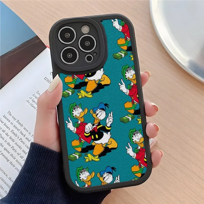 Disney Donald Duck Phone Case For IPhone 14 11 12 13 Pro Max Mini X XR XS 7 8 Plus Lens Protection Painted Upholstered