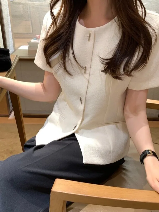 Chic Summer New Style round Neck Short Sleeve Little Black Jacket Korean Style Sweater for Women Casual Versatile Outerwear
