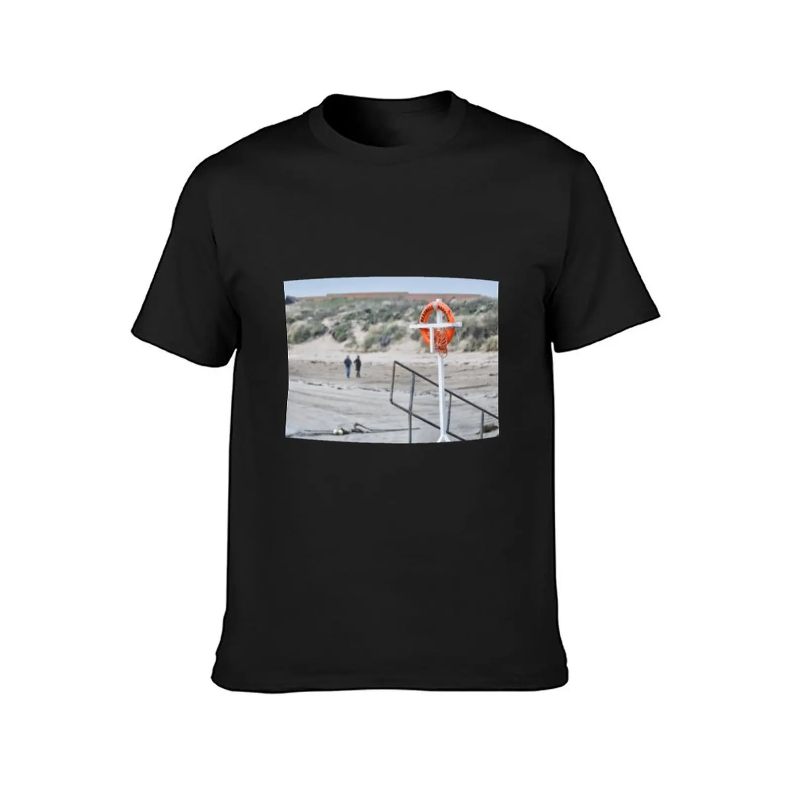 Beadnell harbour beach - Northumberland T-Shirt vintage clothes tees summer tops oversized t shirt men