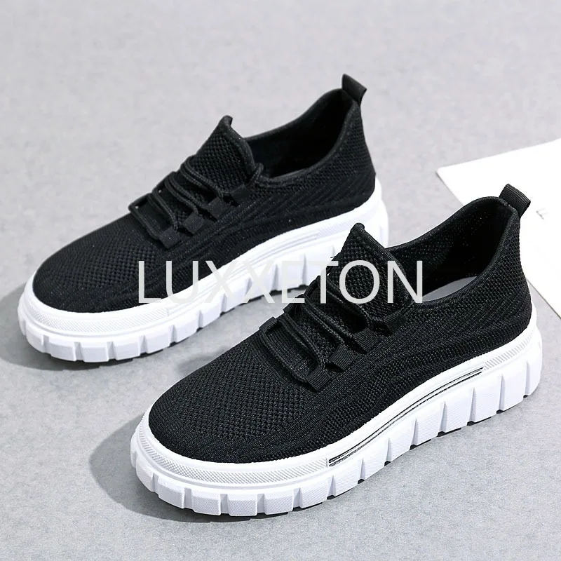 Women Flat Shoes 2024 Spring New Fashion Breathable Mesh Soft Bottom Lace up Women Outdoor Leisure Sports Shoes