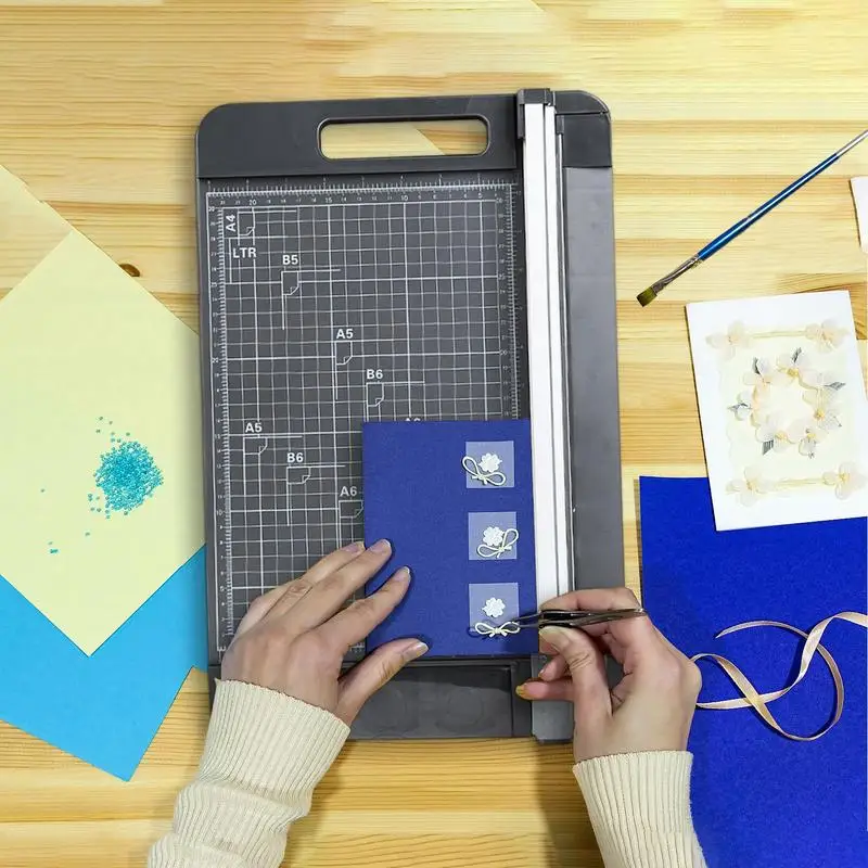 종이 커터 및 트리머 수동 A4 용지 트리머, 회전 블레이드 3 개, 휴대용 종이 슬라이서, 사진 라벨 카드 스톡 방지