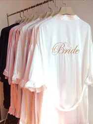 Bata de novia bordada con volantes personalizados, batas de seda para damas de honor, Kimono bordado para el día de la boda, elementos personalizables, regalo