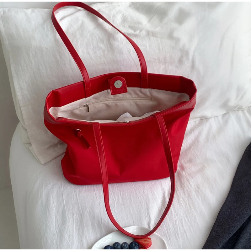 Koreanische Schultertasche, Leichte Damen-Handtasche mit Großer Kapazität aus Nylon, Vielseitige Shopper-Tasche für Arbeit und Freizeit – Detail 3