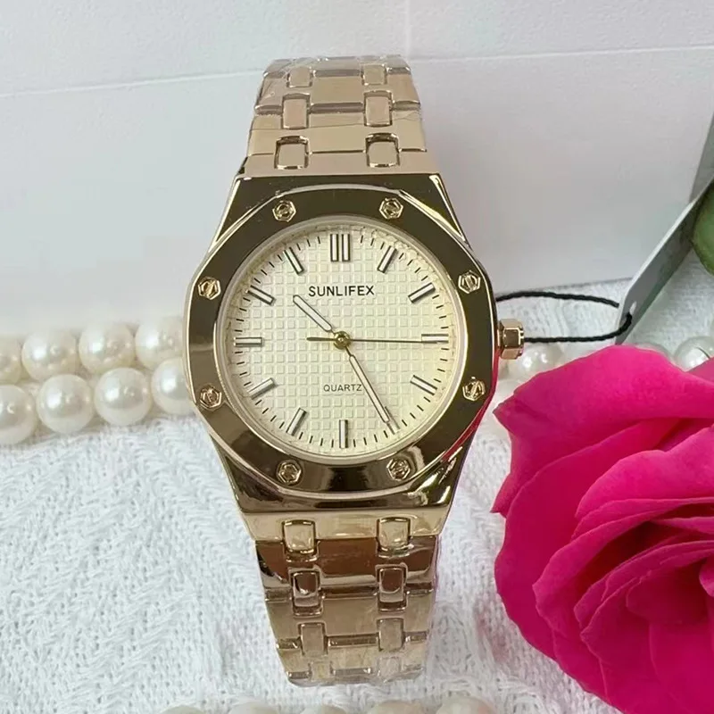 

Elegant women's watch, round simple and fashionable watch for women, high-end steel strap watch, watch accessories