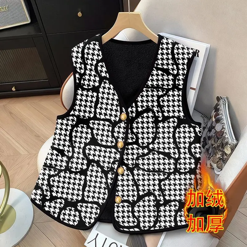 

Velvet Thickened Warm Vest 2025 Autumn and Winter New Cold-proof Jacket Vest Vest Button Cardigan Top