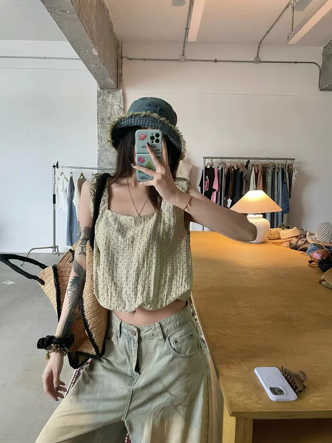 

CHICYAN New Polka Dot Wrap Vest Inner Wear Outer Wear Doll irt Sweet Small irt Women's Summer Casual Loose Fit Top