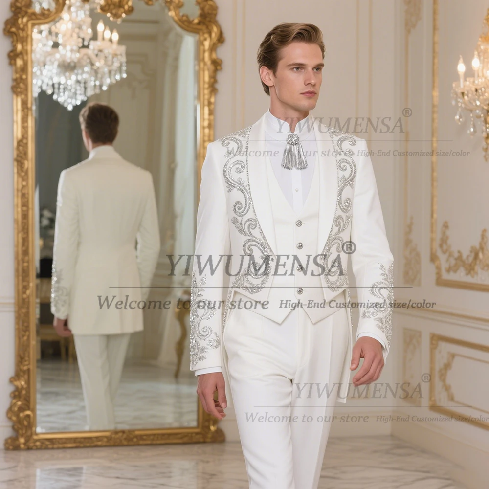 

Luxury Sliver Beaded Crystals Men Suit 3 Pieces Sets Customized Groom Wedding Tuxedos Handsome traje de hombre Man Banquet Dress
