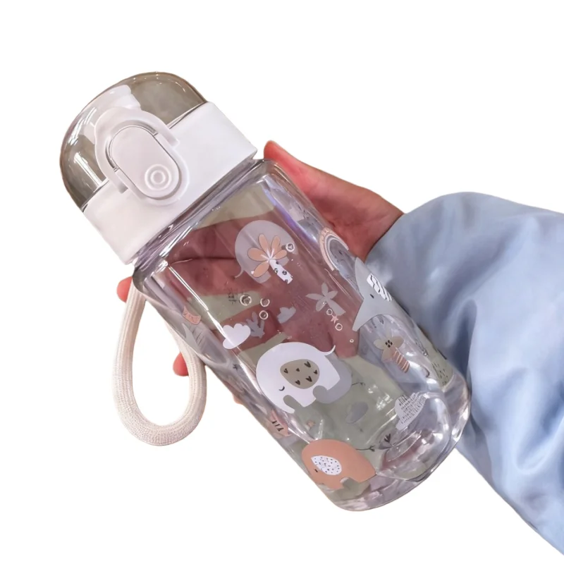 Butelka na wodę dla dzieci na lato, plastikowa butelka do picia dla uczniów, 550 ml, sportowa butelka na wodę, przenośna, odporna na upadki i szczelna.