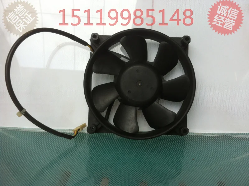 

SERVO SCUDM12B4P 12V 0.38A 4.5W 12CM 12025 120 * 120 * 25MM 3 Wire Cooling Fan