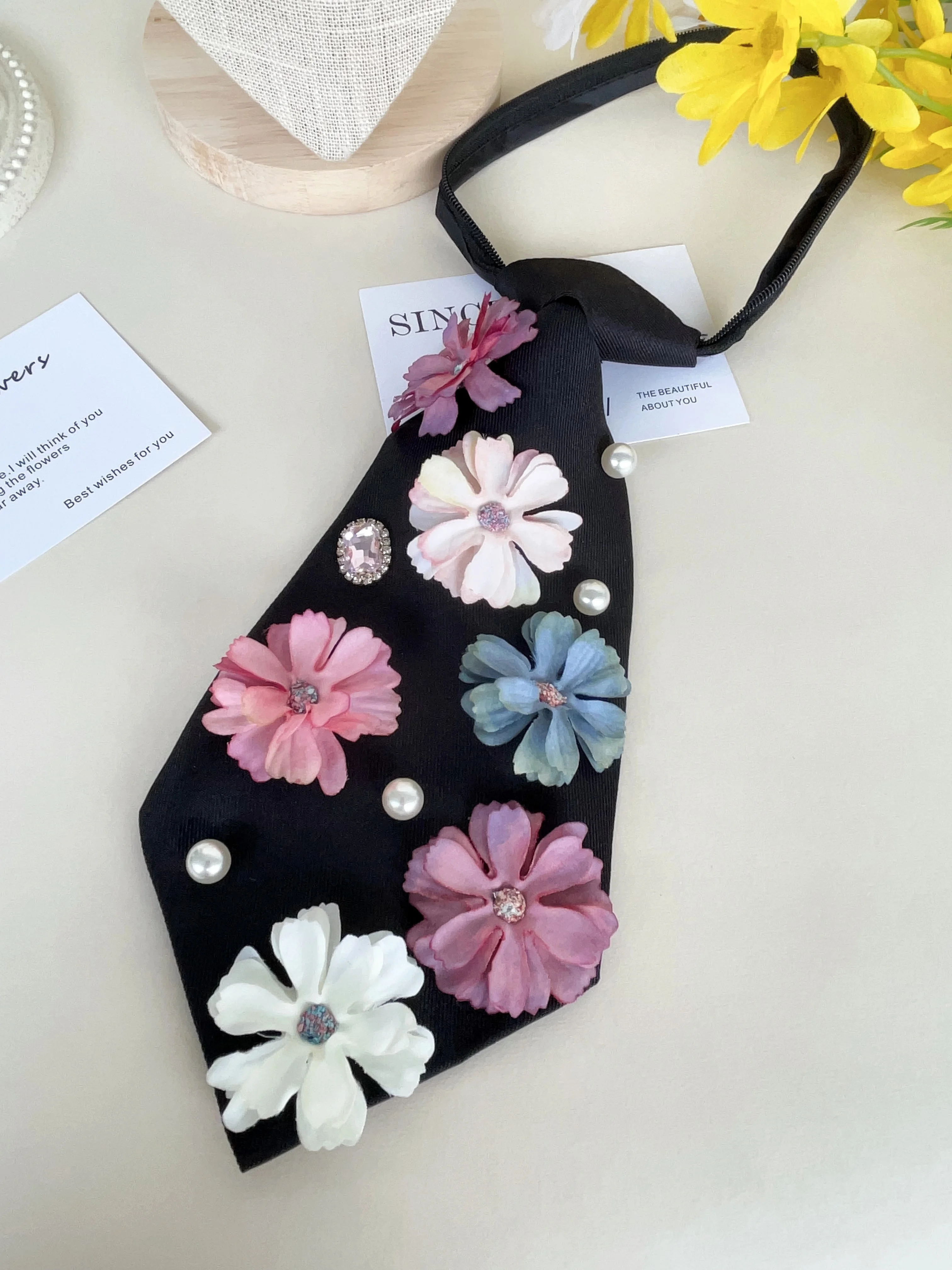 Popular Short Neckband Black Polyester Tie Fresh Flower Embroider Pearl Decoration Girl Group Same Style Y2K Sexy Accessories |   Concert Party Street Style Necklace