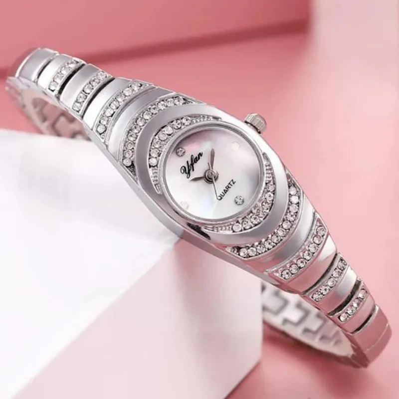 Ladies Quartz Wrist Watches Dress Watch Women Crystal Diamond Watches Gold Silver Clock Women Montre Femme