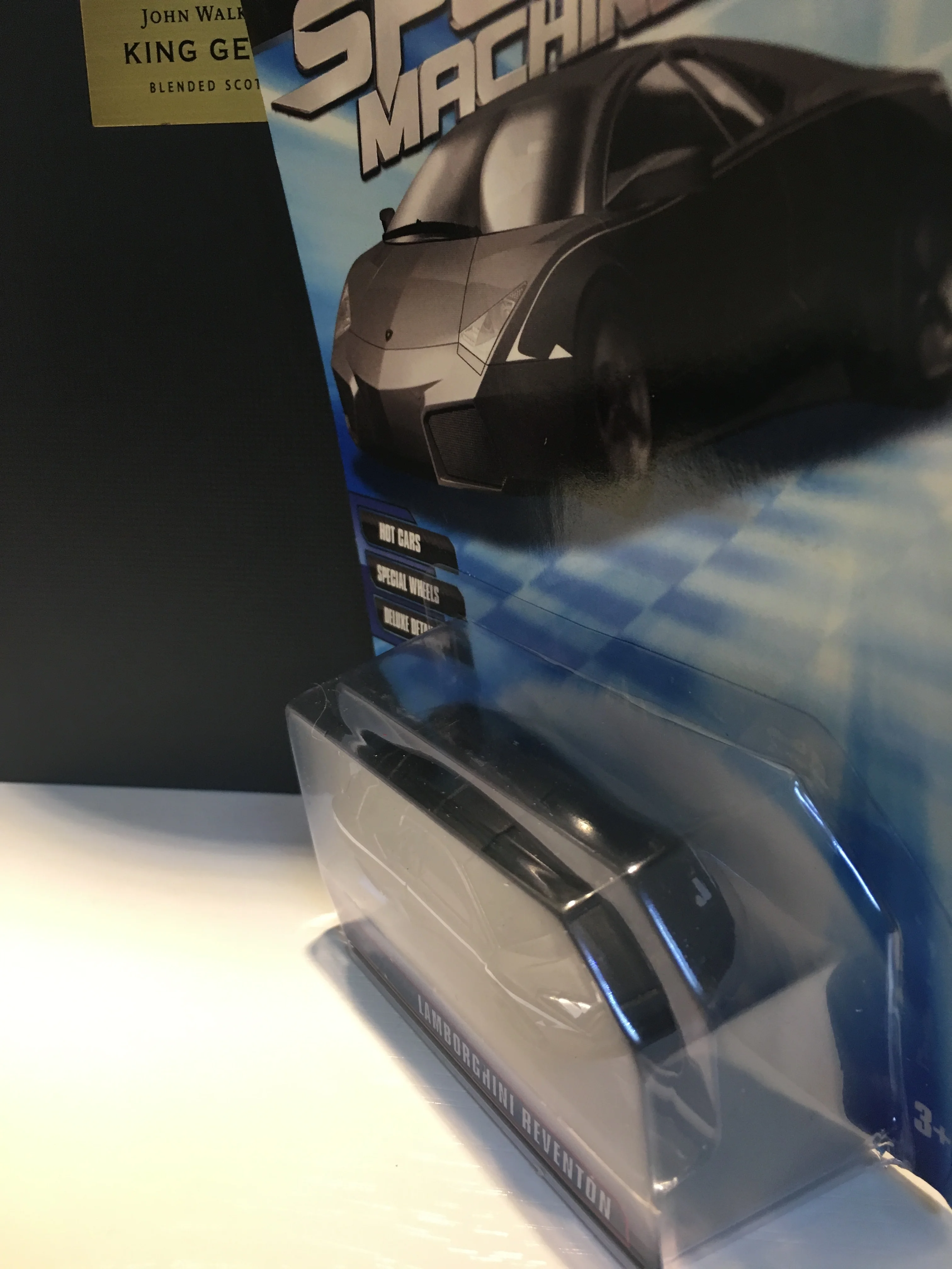 سيارة لعبة ذات عجلات ساخنة للمجمع 1:64 Hotwheels آلات سرعة السيارة الفائقة لامبورغيني ريفينتون المزيد من الألعاب لهدايا عيد الميلاد للأولاد