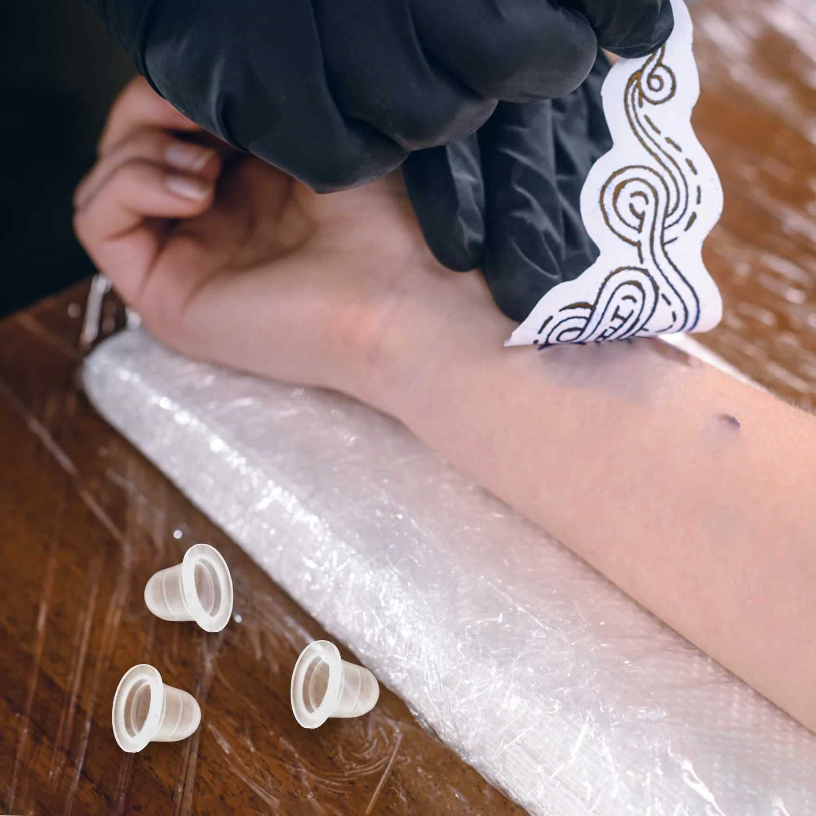 

100Pcs Ink Cups Silicone Disposable Clear Permanent Eyelash Eyebrow Pigment Container Kits Supplies Size L